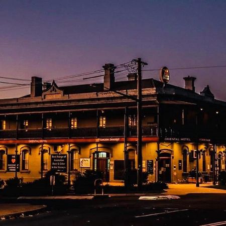 Oriental Hotel Tumut Exterior photo